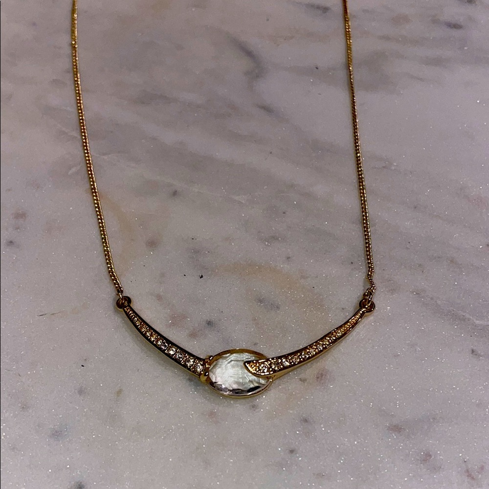 Avon Goldtone and Clearstone Necklace